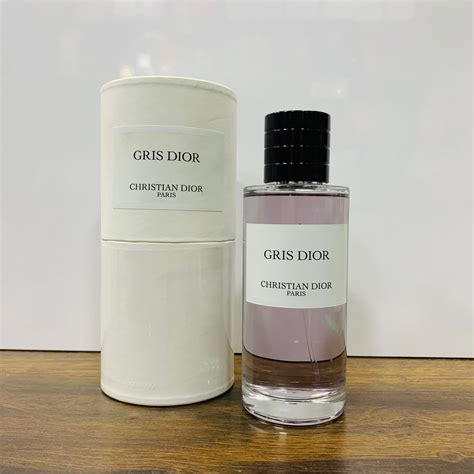 gris dior travel size|gris Dior perfume case.